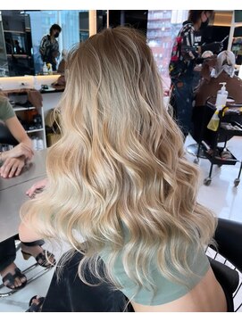 ラピス 渋谷本店(Lapis) グラデーション/ホワイトグレージュ/ミニウルフチェリーブラウン