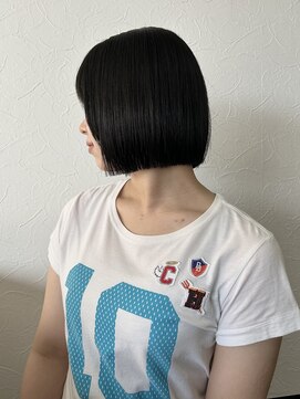 ヴィアーレアンクスタイル(VIALE Ank style) 収まりのいいボブ