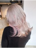 ロング顔周りレイヤーホワイトグレージュくびれヘア_ba551752