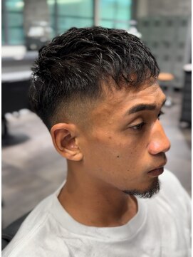 フランクスバーバーリベラルド 横浜(FRANK'S BARBER LIBERALD) ラフクロップTK