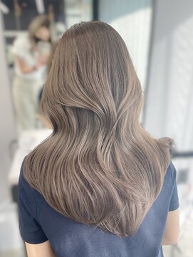 フォンズ(FONS) 透明感くすみベージュ/赤味なしカラー/韓国ヘア/表参道/学割