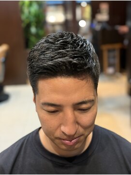 ヘアーモードキクチ 神田日銀通り店 アイロンパーマ