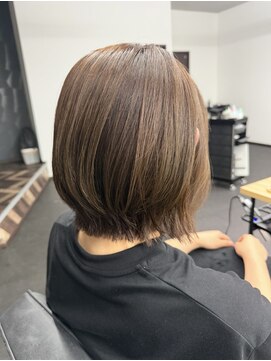 エミタス 柳通り(Emitas.) くすみベージュ