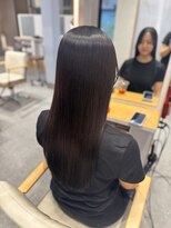 ワンデイ 表参道(oneday)&nbsp;乾かすだけでまとまる！ナチュラル縮毛矯正｜ツヤ重視ロングヘア