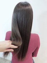 カペリマレーナ(Capelli Malena) TOKIO縮毛矯正は、大人の方にもおすすめ