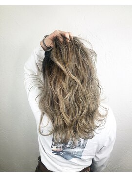 ループ(LOOP) スペシャルブロンドハイライト