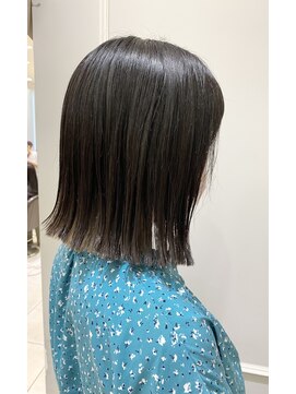 ネオリーブギンザ 銀座店(Neolive GINZA) インナーカラー 裾カラー 外ハネボブ