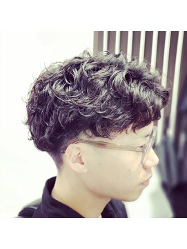 ウル(ulu) パーマツーブロックスタイル