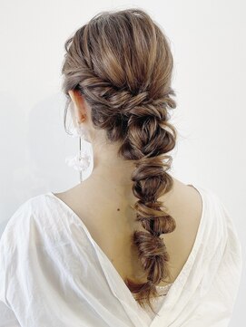 ヘアセット&メイク専門店 カスミ(Kasumi) ブライダル編み下ろし