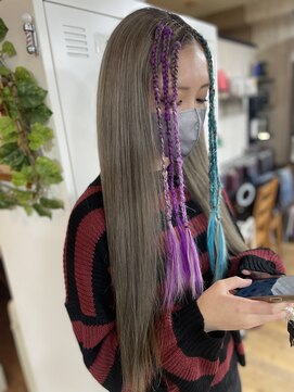 アンク クロス 関内店 プラチナグレージュカラー前髪ブレイズ