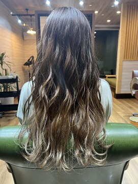 レック(REK) コテ巻き　ミルクティー　グラデーションカラー