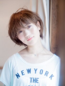 モニカ 横須賀中央店(Monica) デザインカラー/シルキーベージュ/グレージュカラー/斜めバング