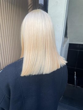 アクト(ACT) 抜きっぱなしブロンド/ホワイトベージュ