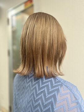 トータルビューティーサロン トップスタイル ミルクティーベージュ