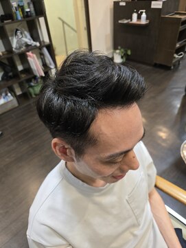 オムヘアーバイグルーマーズ(HOMME HAIR by GROOMER/S) メンズフェザーアップ　HOMMEHAIR２ｎｄ江ヶ崎