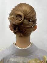 バサラ 福岡天神西通り店(VASARA)&nbsp;福岡　天神　お呼ばれヘア　訪問着　レンタル　結婚式　卒業袴