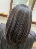 白髪ぼかしハイライト/アッシュ