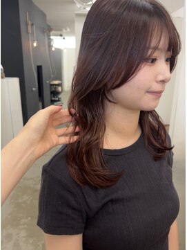 キー(kii) レイヤーカット/柔らかいカット/暖色カラー/ピンクカラー