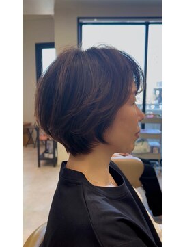 アローム(alom) 上品美シルエットショート