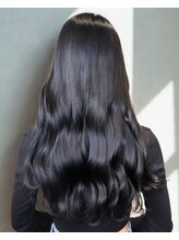 高濃度美容液oggiottoトリートメントで理想のツヤ髪に☆