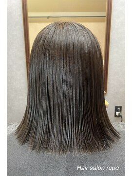 ルポ(rupo) ♪切りっぱなしボブ＆グレージュ♪