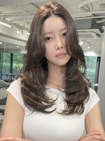 トイ(TOI)&nbsp;ロングレイヤーカット/ブリーチなしアッシュグレージュ