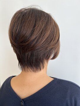 クララ トヨハシ(CLALA Toyohashi) 立体感ショート