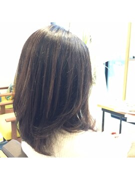 バンクス(BANKS) 洗練されたレイヤースタイル