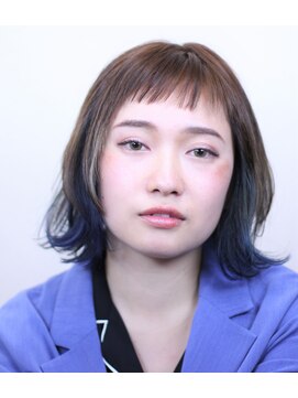 ループフォーヘアー(Loop for hair) オン眉ボブ×ブルーのインナーカラー