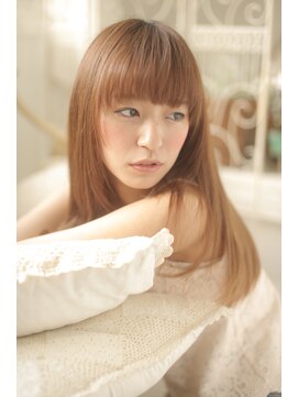 クラン(clan) 外国人風似合わせカット厚めバング