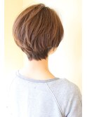 ３０代・４０代・５０代に人気シルエットが綺麗なショートヘアー