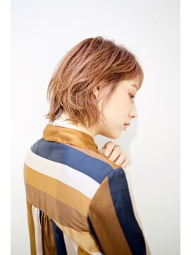 レンジシ オモテサンドウ(RENJISHI omotesando) カールの可愛いウルフボブ《RENJISHI 》