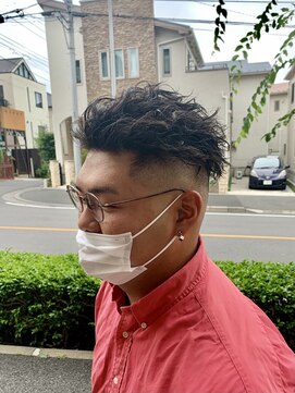 ラボーテイサミヘアーイースト(La.beaut'e ISAMI HAIR EAST) MEN’S HAIRハイライトマッシュパーマ〈理容室〉東浦和メンズ