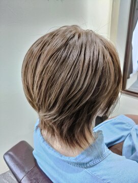 カルム(Calme) ハイライト＋ショートスタイル