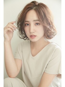 ローレン(LOREM) ボブ/センターパート/透明感/大人ガーリー/大人可愛い/抜け感