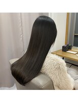 イニット 奈良新大宮(init.)&nbsp;20代 30代 40代 ペールベージュ アッシュオリーブ くすみカラー