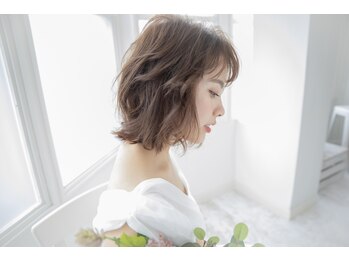 ビューティドレッセ山野愛子美容室【ヤマノアイコ】