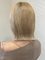 イーストハムネオ(EAST HAM NEO) ハイトーン外国人風カラー/ミディアムボブ