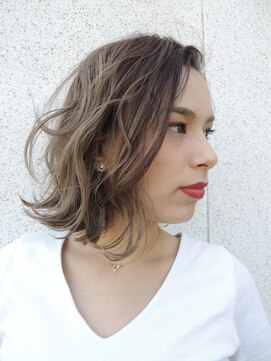 リブール 碧南店(libuR) ミディアム