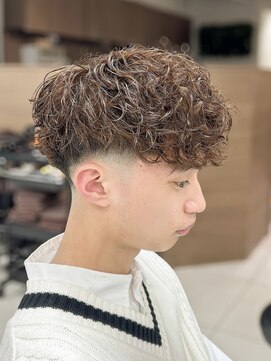 テクト バイアッシュ 吉祥寺店(Tect by Ash) スペインカールマッシュブラウンスパイラルパーマフェード