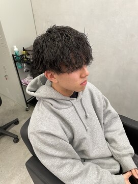 キング 高槻(K!ng) 縮毛矯正髪質改善ハイライトレイヤーカット高槻美容室エクステ