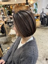 ウィークエンド(WEEKEND)&nbsp;白髪活かしデザインカラーカットトリートメント22000