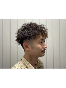 【話題のメンズパーマスタイルも◎】多種多様なパーマスタイルをご提供します［ツイスパ/波巻き/ゆるパン］