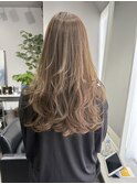 大人女性の艶髪透明感ロングstyle