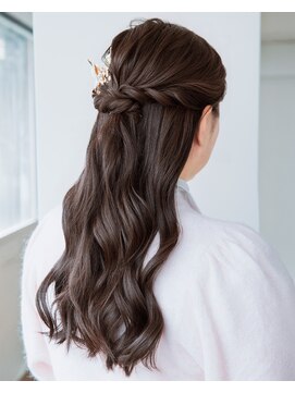 スタスタ 岩本町 秋葉原 ハーフアップ、ミックス巻き