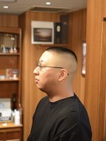 ダウバーバーショップ 表参道(DAU BARBER SHOP) 坊主フェード バズカット フェード バーバー スキンフェード