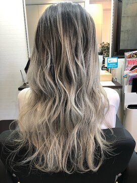 ラニ(LANI) 【LANI/STYLE】-ホワイト系- バレイヤージュカラー