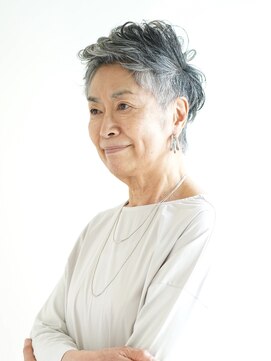 えがお美容室 【えがお美容室】60代にオススメ☆ふんわりショート