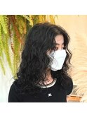 ロングヘアのくるくるパーマ
