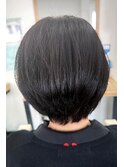 ショートボブ